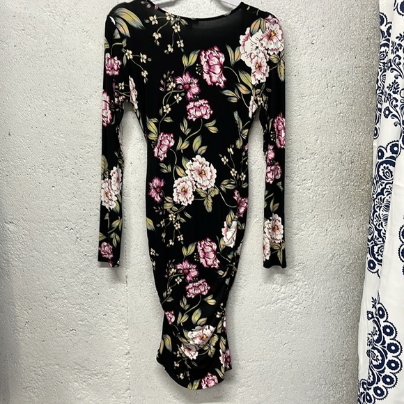 Yumi Kim Love Song Take Me Out Floral Ruched Dress Size Small - Picture 3 of 8
